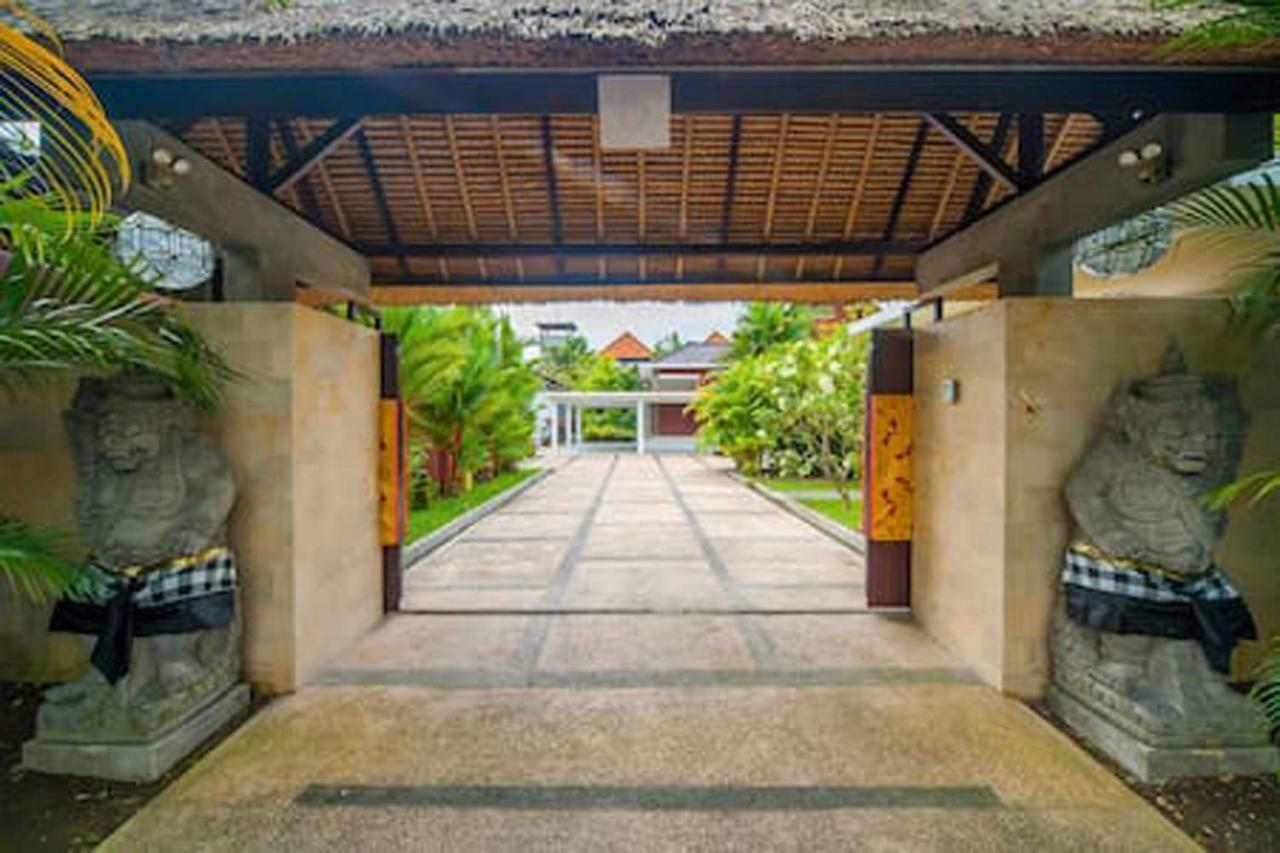 Villa Damai Ubud Exterior photo